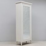 1742 3326 Linneskåp